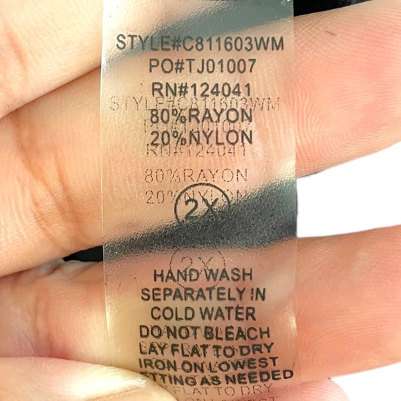 Black cold shoulder top - Picture 8 of 8